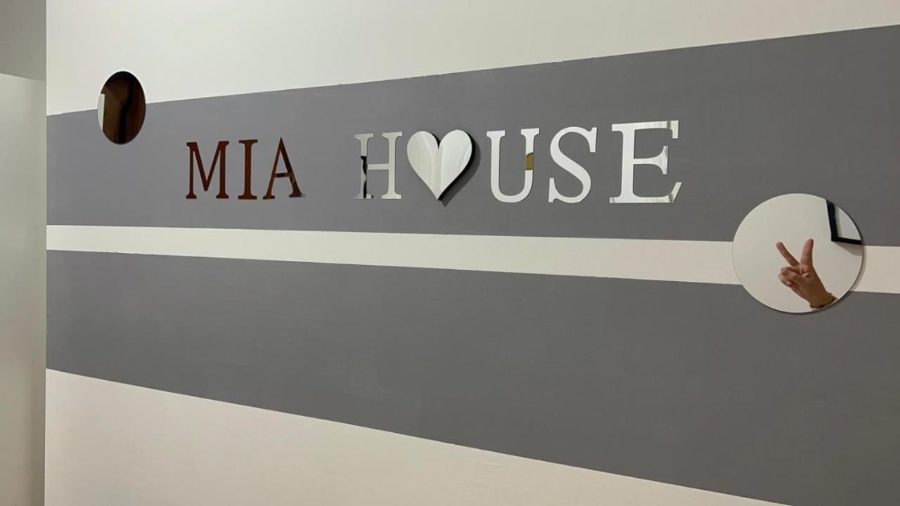 Mia House Roma Apartment Bagian luar foto
